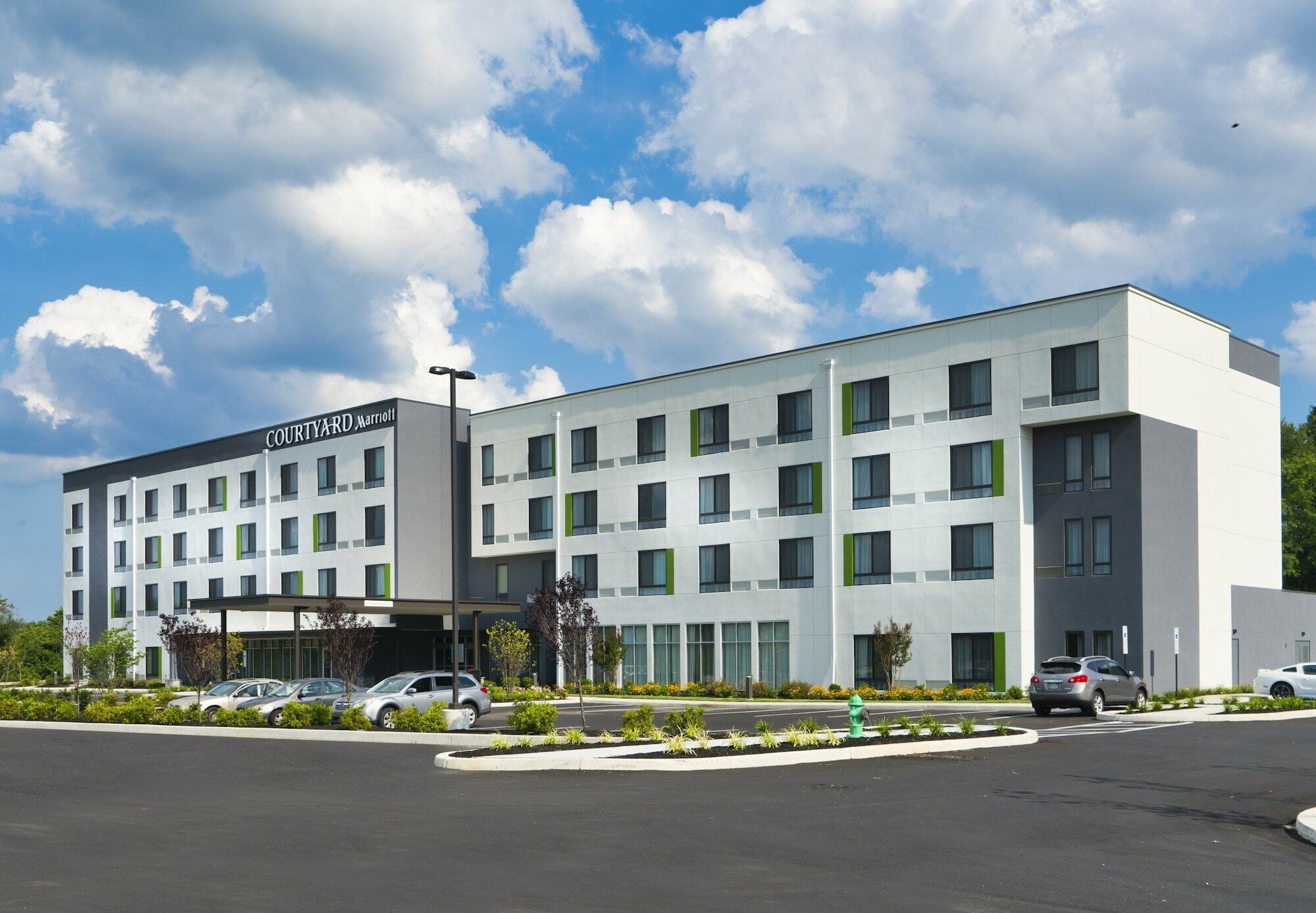 Courtyard By Marriott Deptford 3*